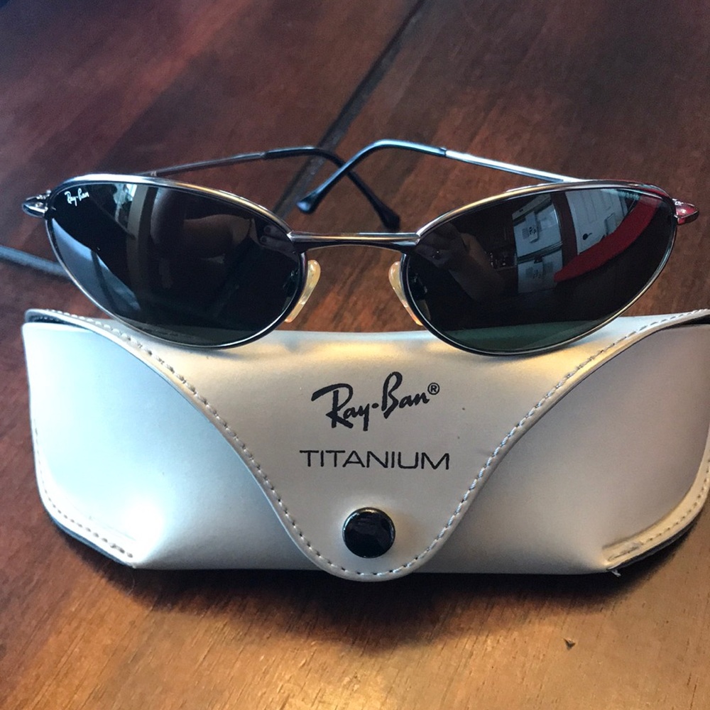 Ray Ban Titanium polarized sunglasses model RB8012